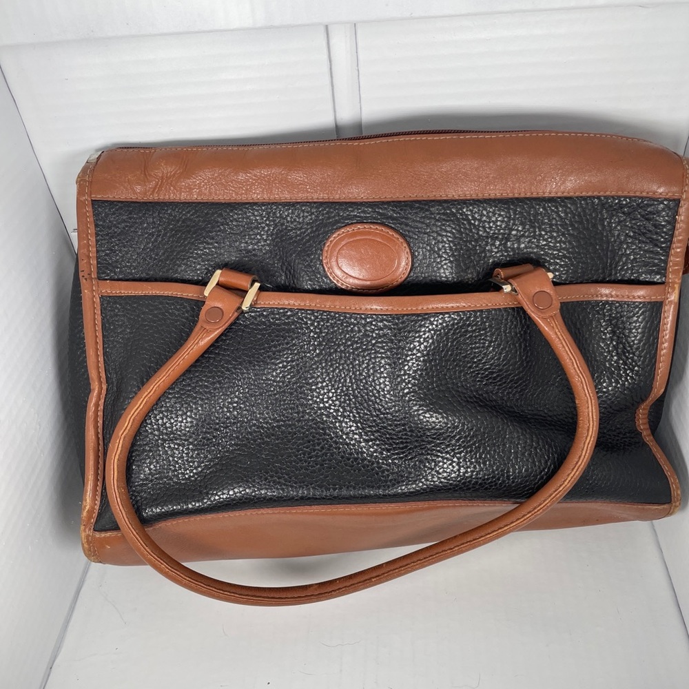 VINTAGE TJW BY MERVYN’S BLACK LEATHER PURSE